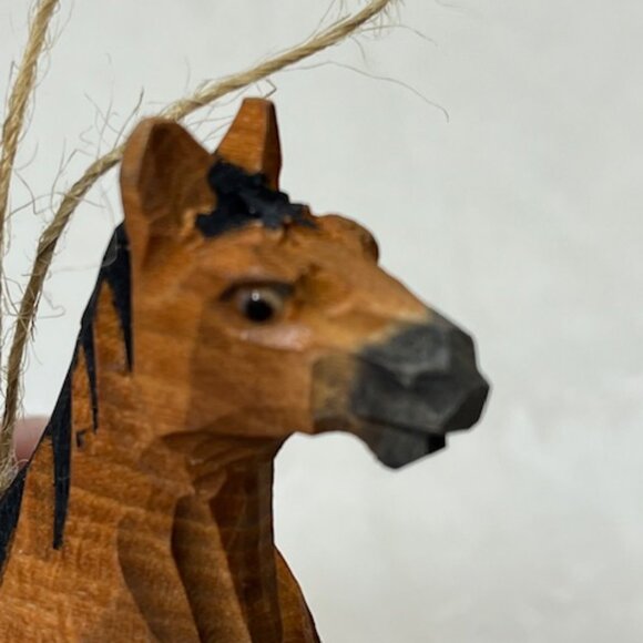 Hand Carved Sitting Wooden Horse Ornament 3"x2" - Picture 11 of 11